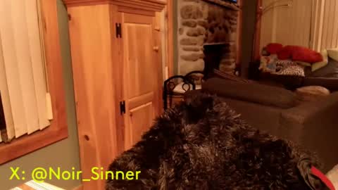 Snapshot of sinnernoir chatting on 09.15.25 My Name Is..............................John online show from 09.15.25