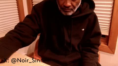 Snapshot of sinnernoir chatting on 11.16.25 My Name Is..............................John online show from 11.16.25