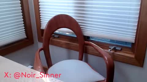 Snapshot of sinnernoir chatting on 11.16.25 My Name Is..............................John online show from 11.16.25