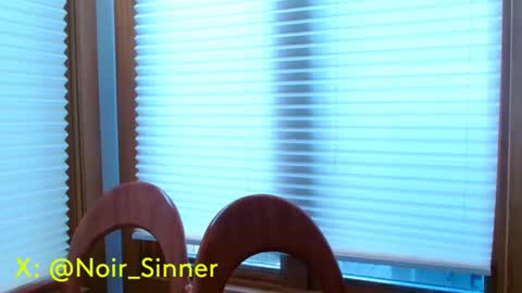 Snapshot of sinnernoir chatting on 12.21.25 My Name Is..............................John online show from 12.21.25