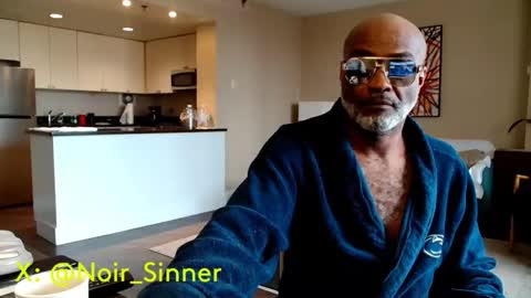 Snapshot of sinnernoir chatting on 02.26.26 My Name Is..............................John online show from 02.26.26