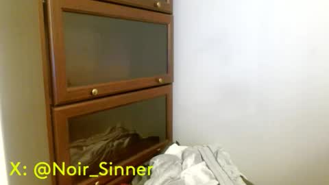 Snapshot of sinnernoir chatting on 04.29.26 My Name Is..............................John online show from 04.29.26
