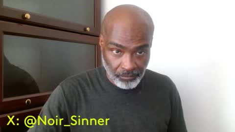 Snapshot of sinnernoir chatting on 05.09.26 My Name Is..............................John online show from 05.09.26