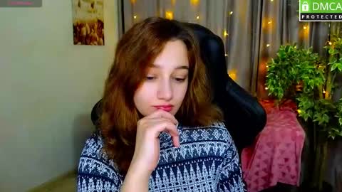 Snapshot of sinty_noria chatting on 11.18.25 Sinty Noria online show from 11.18.25