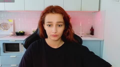 Snapshot of sinty_noria chatting on 06.29.26 Sinty Noria online show from 06.29.26