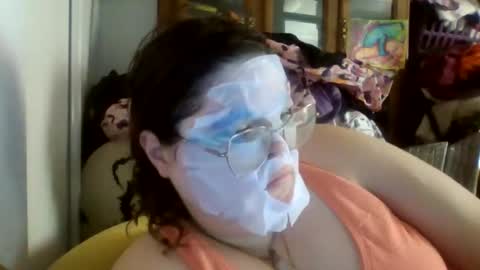 Siofra online show from 10.28.25