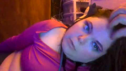 Siofra online show from 11.15.25