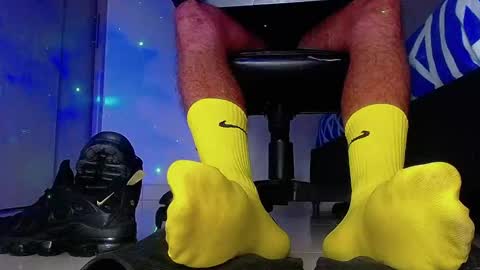 Snapshot of sir_kev66 chatting on 02.20.26 only foot worshipers here online show from 02.20.26