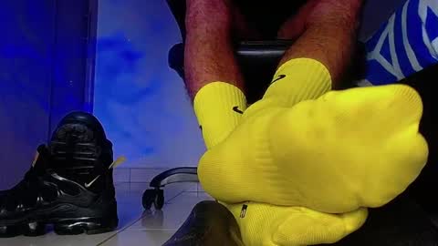 Snapshot of sir_kev66 chatting on 02.20.26 only foot worshipers here online show from 02.20.26