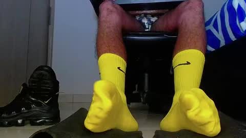 Snapshot of sir_kev66 chatting on 02.21.26 only foot worshipers here online show from 02.21.26