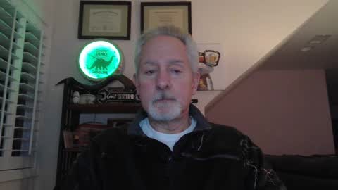 Snapshot of sir_lust_alot chatting on 01.22.25 Don Roberto online show from 01.22.25