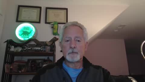 Snapshot of sir_lust_alot chatting on 03.05.25 Don Roberto online show from 03.05.25