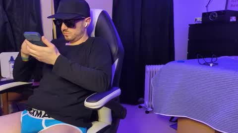 Snapshot of sirdaddymcqween chatting on 02.23.26 Sir Daddy McQween online show from 02.23.26