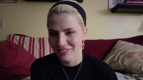 Snapshot of sirenitysirenx chatting on 09.23.25 Sirenity online show from 09.23.25