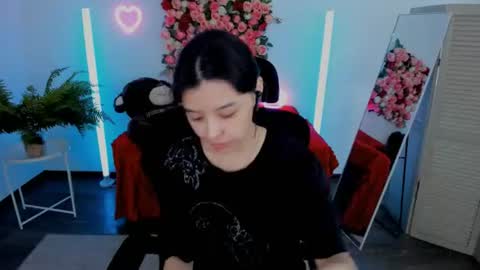 Snapshot of sirenmystique chatting on 06.22.26 Si online show from 06.22.26