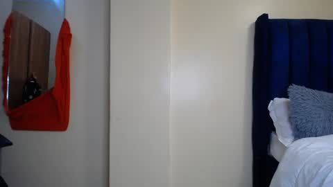 Snapshot of siri_saru chatting on 03.10.25 Deey online show from 03.10.25