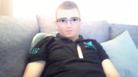 Snapshot of sissyboyforyoui chatting on 09.15.25 looking for older male ore female to use me sexually and be good to me ahhhhh online show from 09.15.25