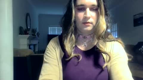 sissychrissy91 online show from 11.16.25