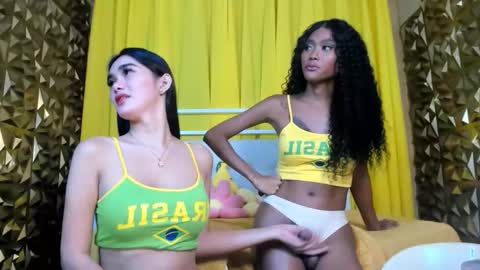 Snapshot of sissyclown_dolly chatting on 02.18.26 sissyclown_dolly online show from 02.18.26