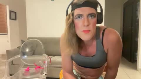 sissysubjess online show from 10.28.25