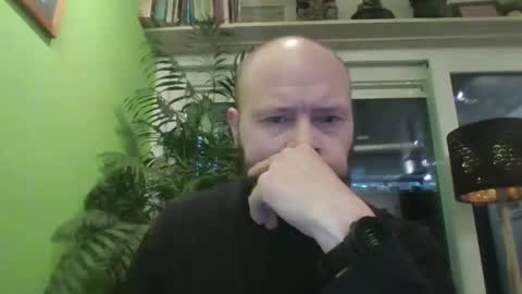 sixten19795 online show from 12.17.25