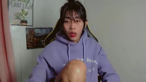 Snapshot of sizka_ford chatting on 11.30.25 Sizka online show from 11.30.25