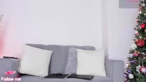 Snapshot of skadi_1 chatting on 12.04.25 Skadi online show from 12.04.25