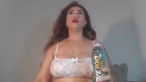 Snapshot of skarlethvilla chatting on 12.30.24 Skarleth villa online show from 12.30.24