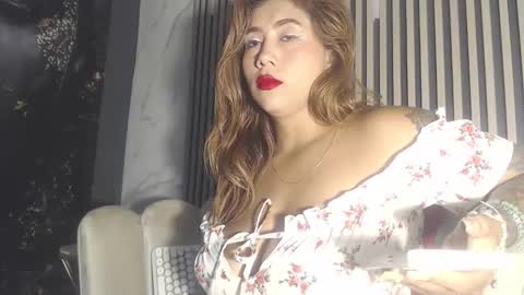 Snapshot of skarlethvilla chatting on 11.02.25 Skarleth villa online show from 11.02.25