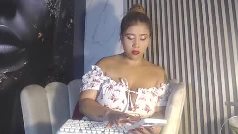 Snapshot of skarlethvilla chatting on 11.29.25 Skarleth villa online show from 11.29.25