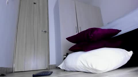 Skarlet online show from 11.21.25