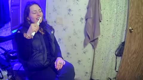 Snapshot of skarlettrose911 chatting on 02.15.25 Skarlett Rose online show from 02.15.25