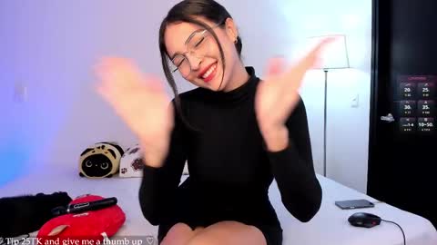 Snapshot of skeeter_cb chatting on 02.19.25 Skeete CHRISTMAS SHOW THIS DECEMBER 24 CHECK OUT MY AMAZON LIST AND MAKE ME HAPPY online show from 02.19.25