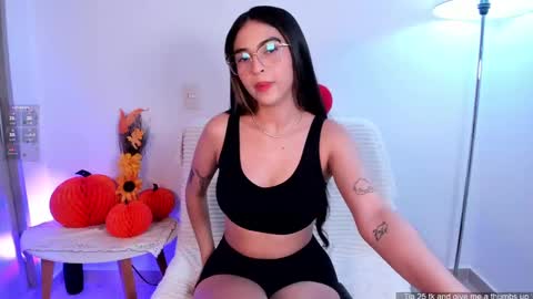 Snapshot of skeeter_cb chatting on 10.27.25 Skeete CHRISTMAS SHOW THIS DECEMBER 24 CHECK OUT MY AMAZON LIST AND MAKE ME HAPPY online show from 10.27.25