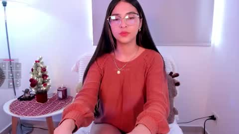 Snapshot of skeeter_cb chatting on 12.01.25 Skeete CHRISTMAS SHOW THIS DECEMBER 24 CHECK OUT MY AMAZON LIST AND MAKE ME HAPPY online show from 12.01.25