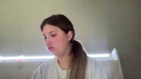 Snapshot of skiimaskabby chatting on 12.16.25 skiimaskabby online show from 12.16.25