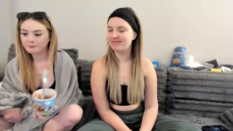 skiimaskabby online show from 01.05.26