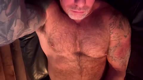 Snapshot of skimaskedbeef chatting on 12.08.24 BEEF online show from 12.08.24