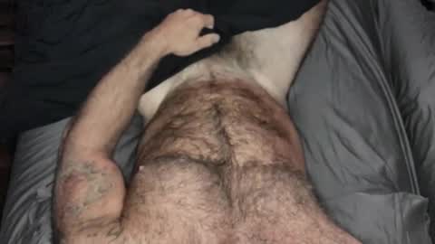 Snapshot of skimaskedbeef chatting on 09.12.25 BEEF online show from 09.12.25