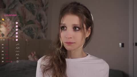 Snapshot of skinny_eve chatting on 03.03.25 Emily online show from 03.03.25