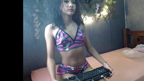 skinny_hot_girls_hard online show from 04.02.26