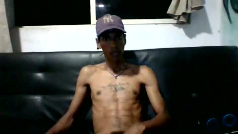 Snapshot of skinny_long_cock chatting on 07.11.26 Albert online show from 07.11.26