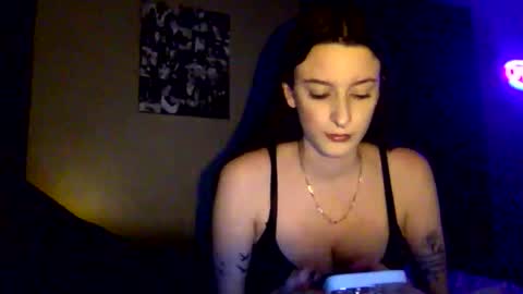 skinnyangel21 online show from 11.26.25