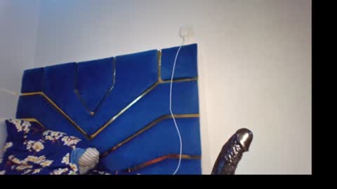 skinnyasssexyboobs online show from 07.12.26
