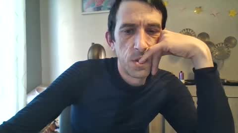 SkinnyBigCock2 online show from 02.18.25