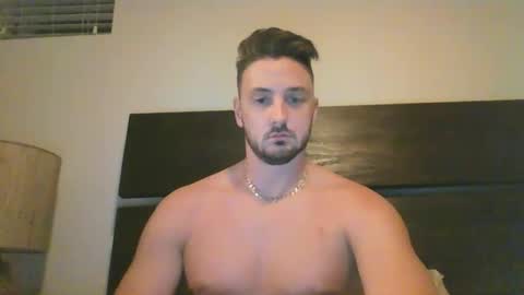 skinnyguylongdick1 online show from 01.19.25