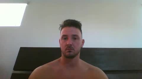 skinnyguylongdick1 online show from 10.19.25