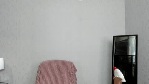 Skinnyladyy online show from 02.03.25