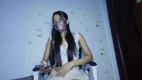 skinnythai4u online show from 04.27.26