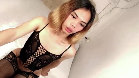 skinnytrans69 online show from 05.19.26